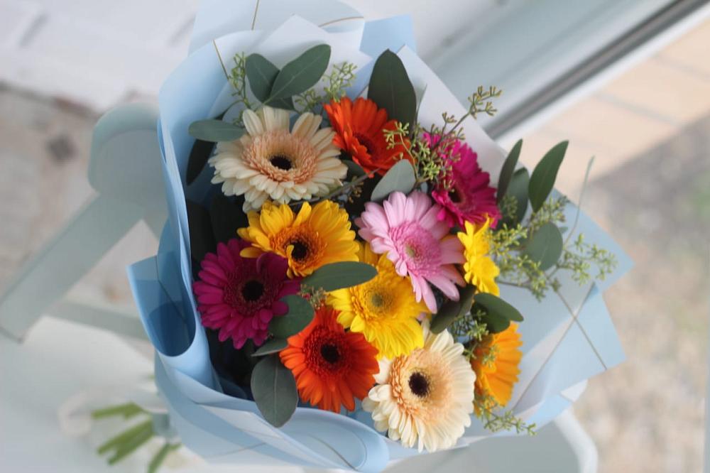 Букет цветов из: Герберы в Радумле