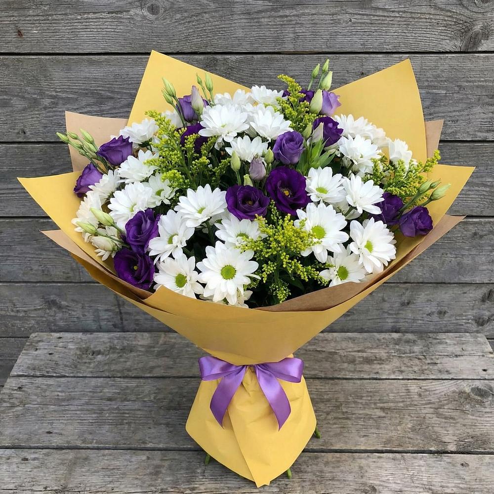 Букет цветов из: Ирисы, Хризантемы и Ромашки в Радумле