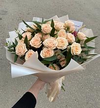 Букет Кремовые розы Латте в Радумле