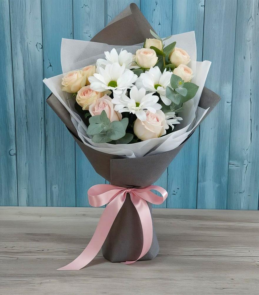 Букет цветов из: Хризантемы и Розы в Радумле