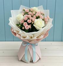 Букет цветов из:  Розы #REPLACE_PRED# Радумле