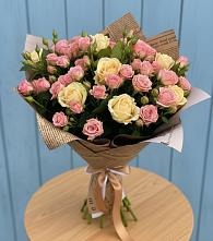 Букет цветов из:  Розы в Радумле